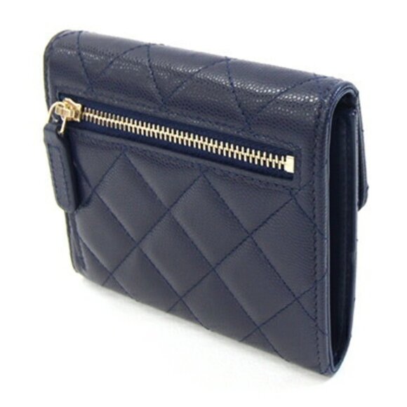 CHANEL Purple Caviar Leather Logo Wallet - Picture 2 of 6